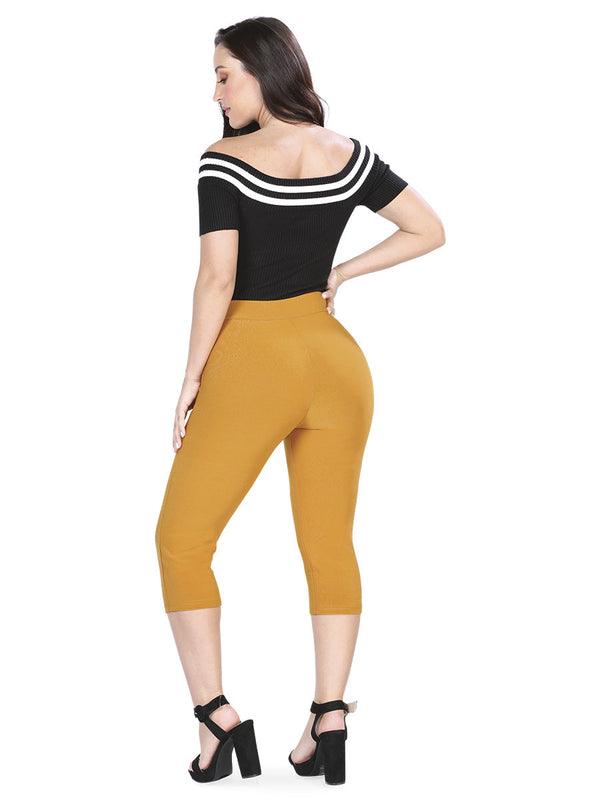 Capri de Tela Stretch CODIGO 7104